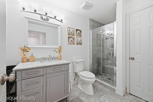 17128 Salem Street, Detroit, MI 48219