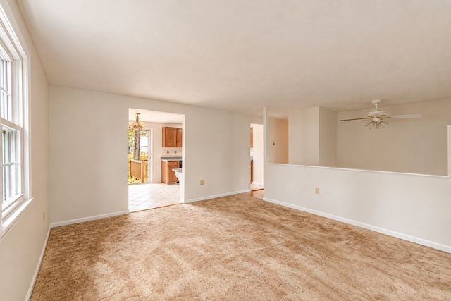 12 Amy Ave., Leominster, MA 01453