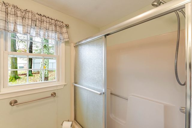 12 Amy Ave., Leominster, MA 01453