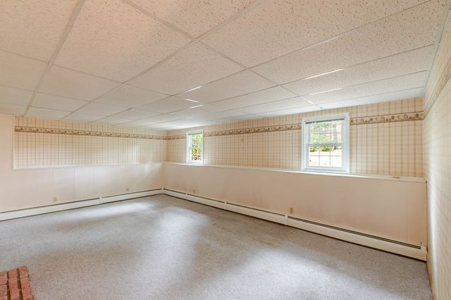 12 Amy Ave., Leominster, MA 01453