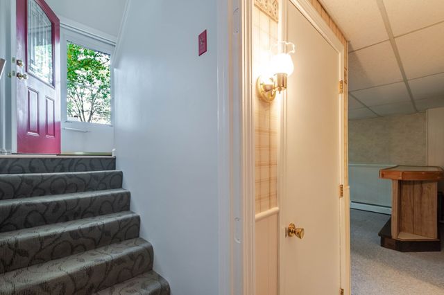 12 Amy Ave., Leominster, MA 01453