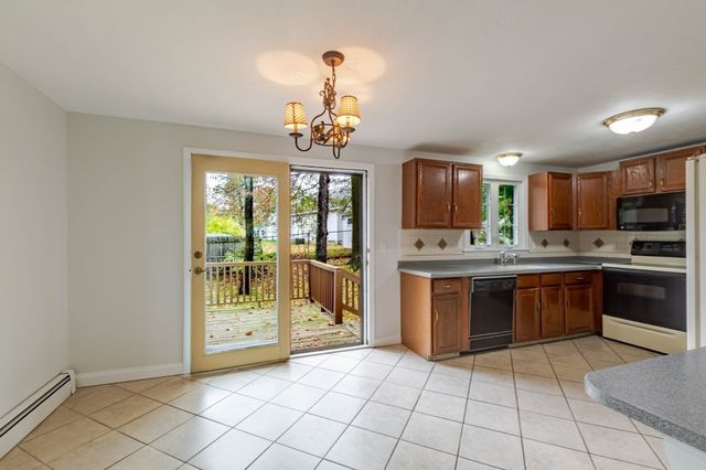 12 Amy Ave., Leominster, MA 01453
