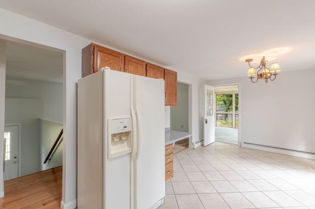 12 Amy Ave., Leominster, MA 01453