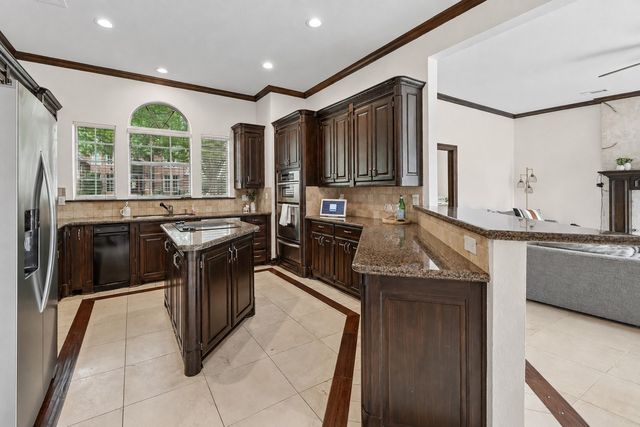 2700 Cottonwood Lane, Colleyville, TX 76034