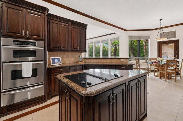 2700 Cottonwood Lane, Colleyville, TX 76034