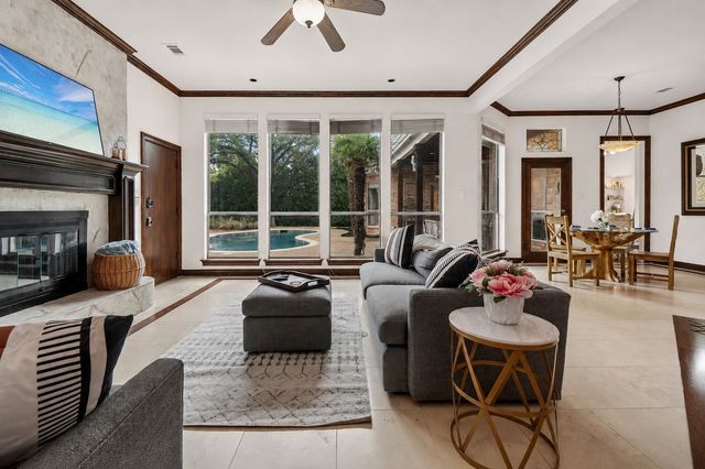 2700 Cottonwood Lane, Colleyville, TX 76034
