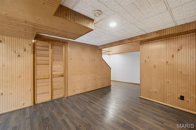 216 Turf Court, Webster Groves, MO 63119
