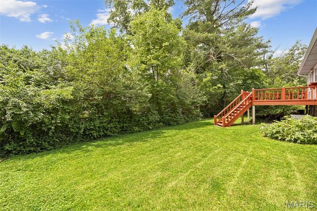 216 Turf Court, Webster Groves, MO 63119