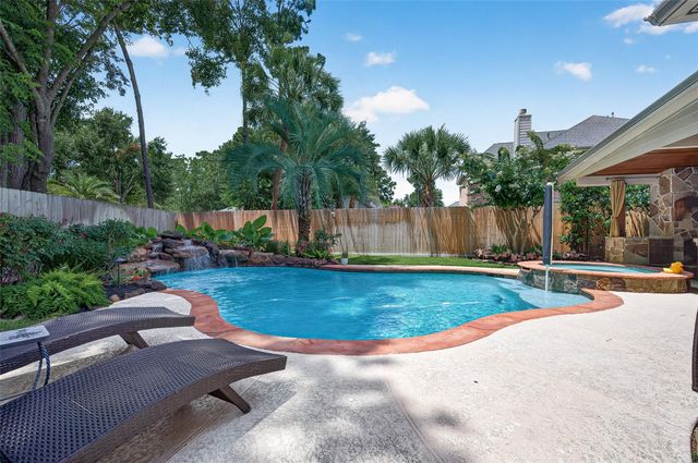 11822 Rue Beaujon Court, Tomball, TX 77377