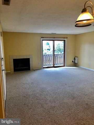 1802 RAVENS CREST DR E, Plainsboro, NJ 08536