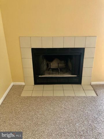 1802 RAVENS CREST DR E, Plainsboro, NJ 08536