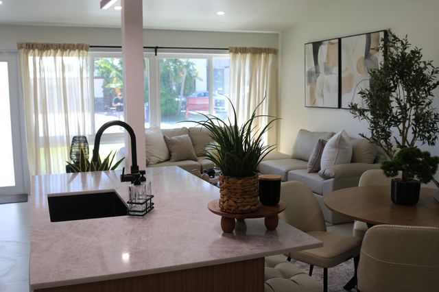 2490 Andros Lane, Fort Lauderdale, FL 33312