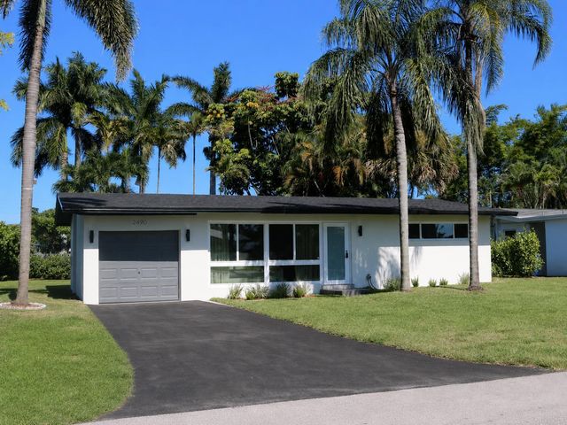 2490 Andros Lane, Fort Lauderdale, FL 33312