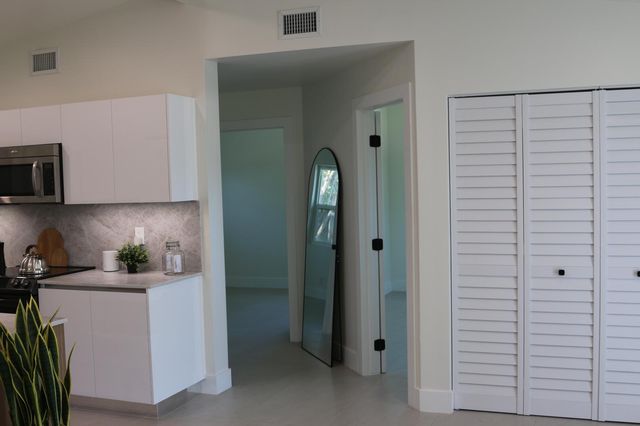 2490 Andros Lane, Fort Lauderdale, FL 33312