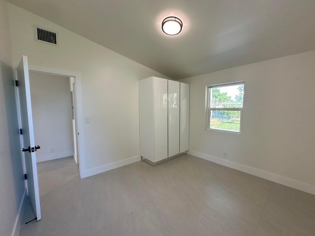 2490 Andros Lane, Fort Lauderdale, FL 33312