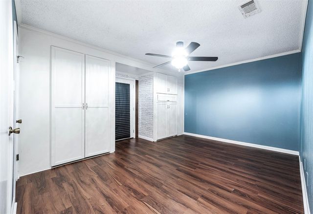 15923 Dunmoor Drive, Houston, TX 77059