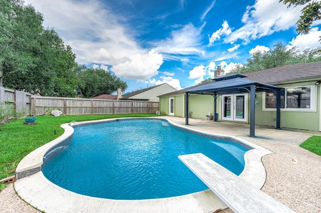 15923 Dunmoor Drive, Houston, TX 77059