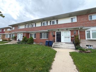 430 Oak Street, Des Plaines, IL 60016