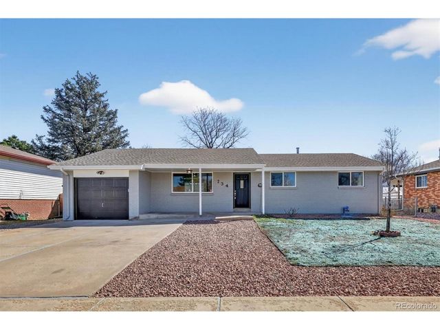 734 S 8th Ave, Brighton, CO 80601