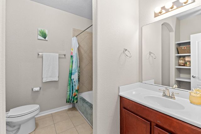 8017 Bassano DR, Round Rock, TX 78665