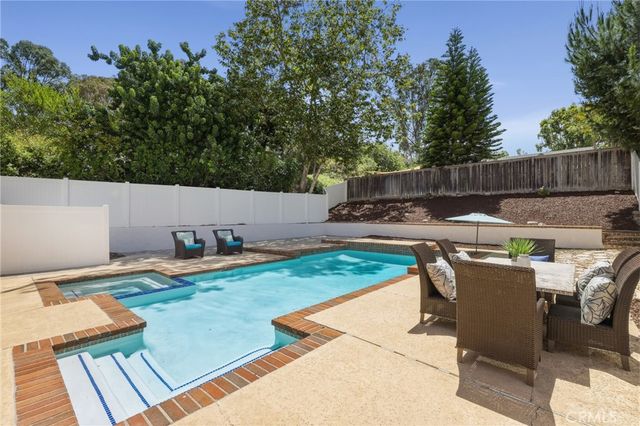 22382 Pepper Lane, Lake Forest, CA 92630