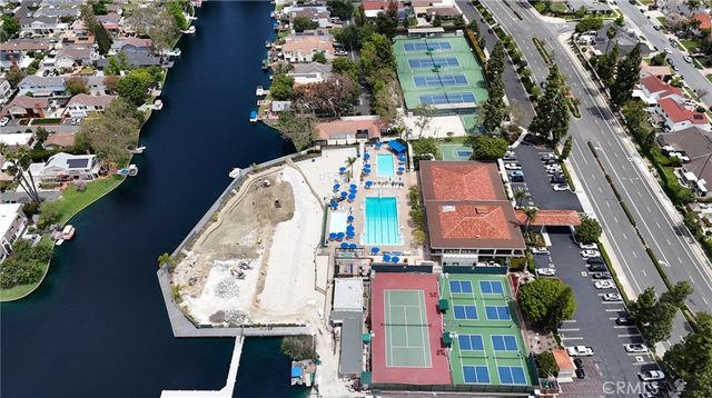 22382 Pepper Lane, Lake Forest, CA 92630