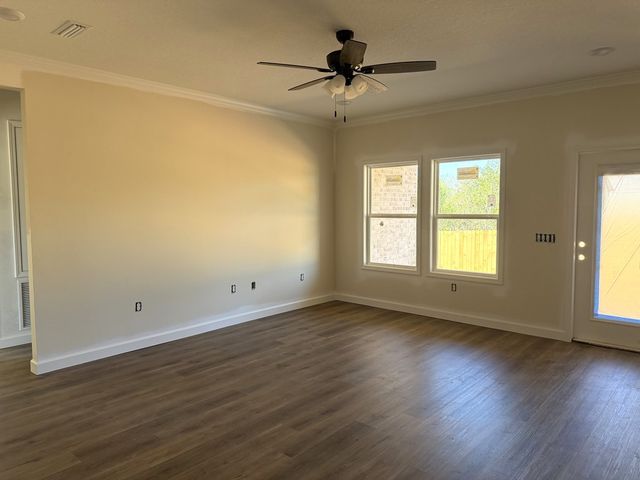 328 Thornbird Loop, Enterprise, AL 36330