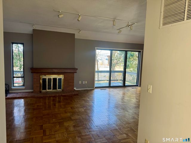 238 Heritage Village A, Southbury, CT 06488