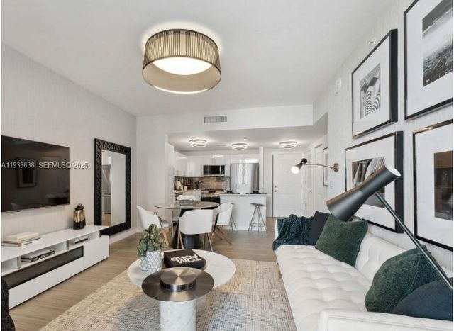 1776 Polk St 1605, Hollywood, FL 33020