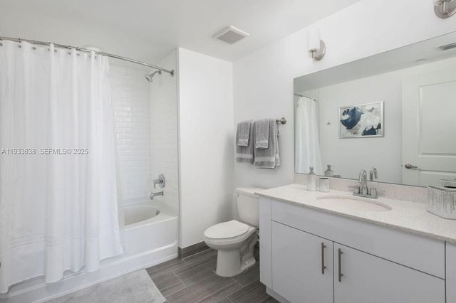 1776 Polk St 1605, Hollywood, FL 33020