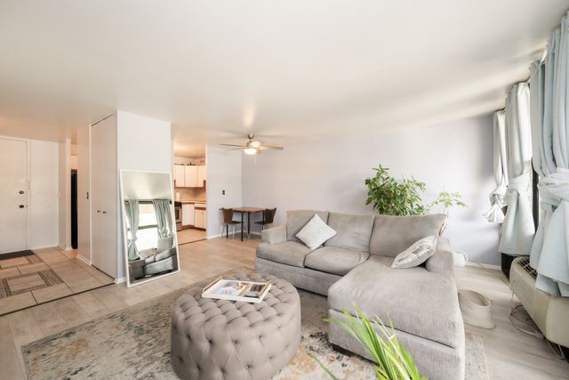 3021 S MICHIGAN Avenue 305, Chicago, IL 60616