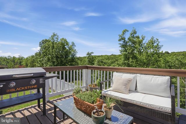 54 LARIMAR LN, Inwood, WV 25428
