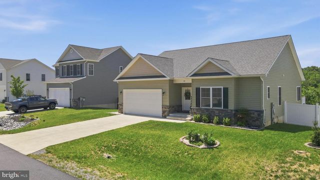 54 LARIMAR LN, Inwood, WV 25428