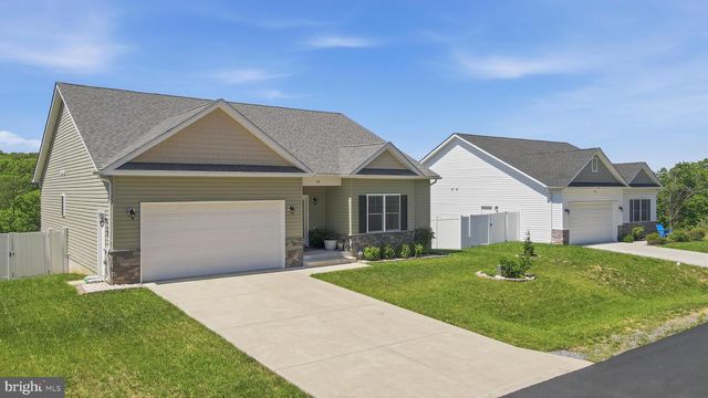 54 LARIMAR LN, Inwood, WV 25428