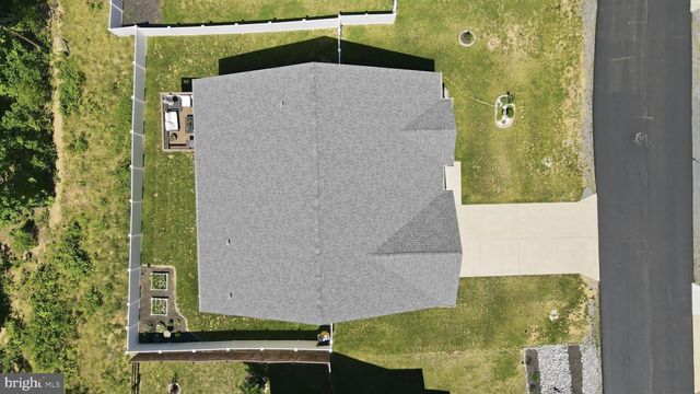 54 LARIMAR LN, Inwood, WV 25428