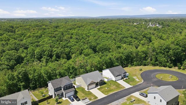 54 LARIMAR LN, Inwood, WV 25428