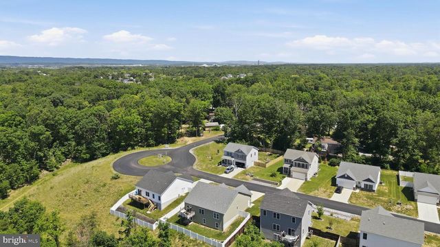 54 LARIMAR LN, Inwood, WV 25428