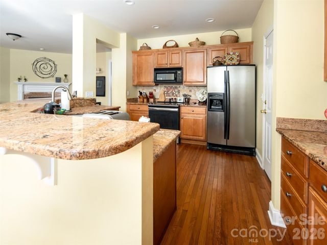 106 Mountain Drive, Biltmore Lake, NC 28715