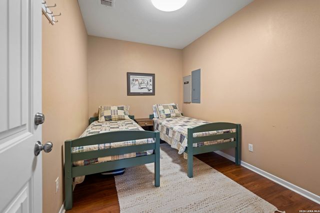 326 RIVER VALLEY RD, Ingram, TX 78025