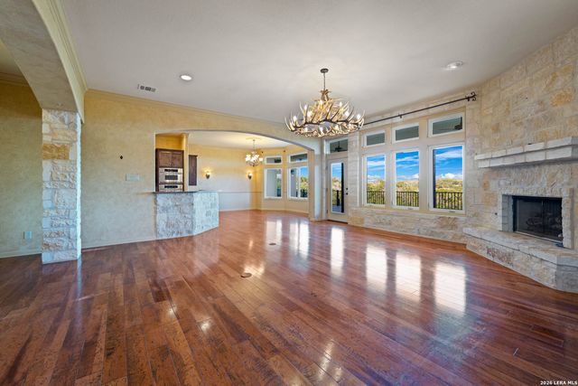 326 RIVER VALLEY RD, Ingram, TX 78025