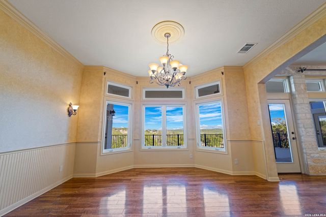 326 RIVER VALLEY RD, Ingram, TX 78025