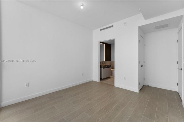 500 Alton Road 2402, Miami Beach, FL 33139