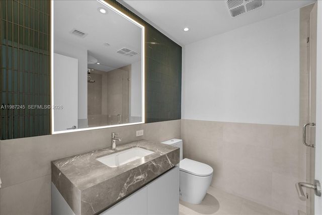 500 Alton Road 2402, Miami Beach, FL 33139