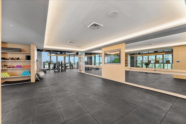 500 Alton Road 2402, Miami Beach, FL 33139