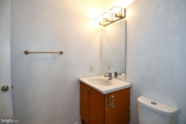 1803 OAK DR, Waldorf, MD 20601