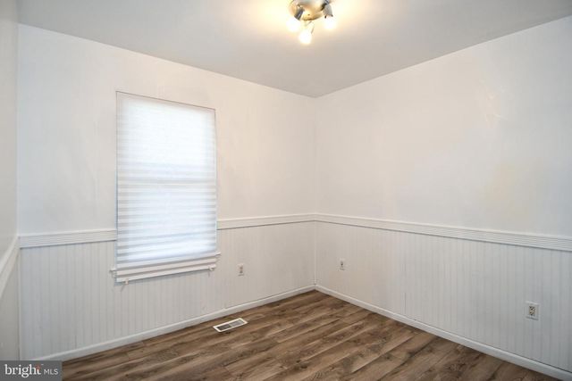 1803 OAK DR, Waldorf, MD 20601