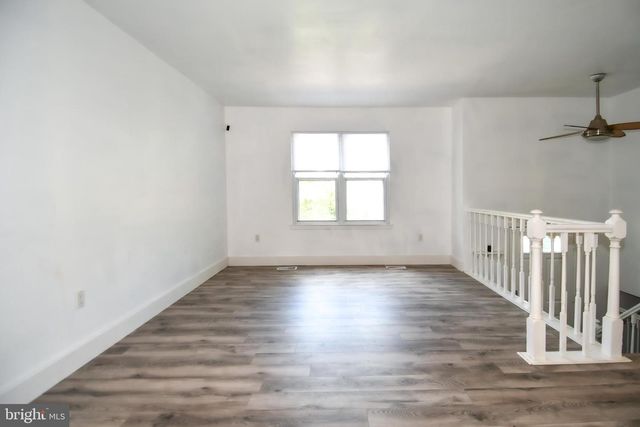 1803 OAK DR, Waldorf, MD 20601