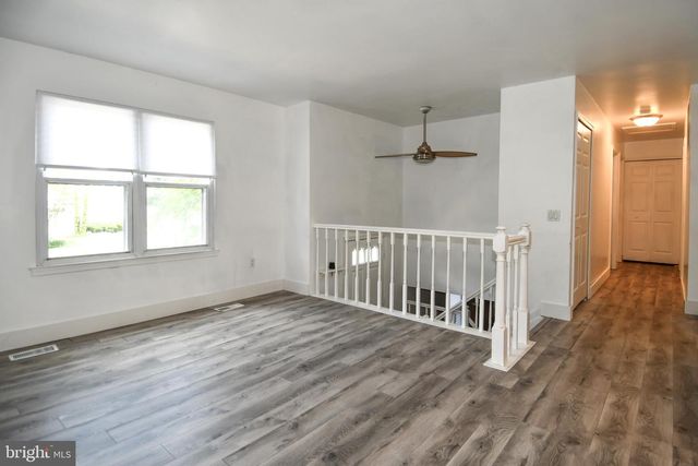 1803 OAK DR, Waldorf, MD 20601