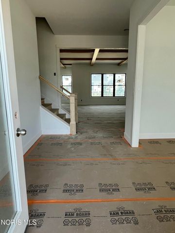 9510 Rockingham Drive, Whitehouse, OH 43571