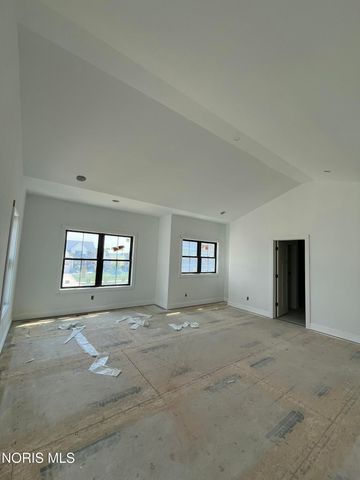 9510 Rockingham Drive, Whitehouse, OH 43571